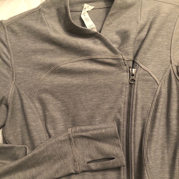 LULULEMON hoodie - Picture 2 of 7